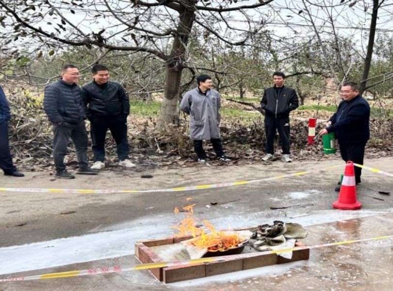 甘肅恒達(dá)工程檢測(cè)有限公司成功舉辦“強(qiáng)化安全意識(shí)，共筑消防防線(xiàn)” 消防安全演練活動(dòng)