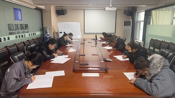 深化理論學(xué)習(xí)，淬煉實(shí)踐能力